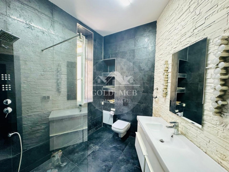 Apartament 3 camere - Mantuleasa