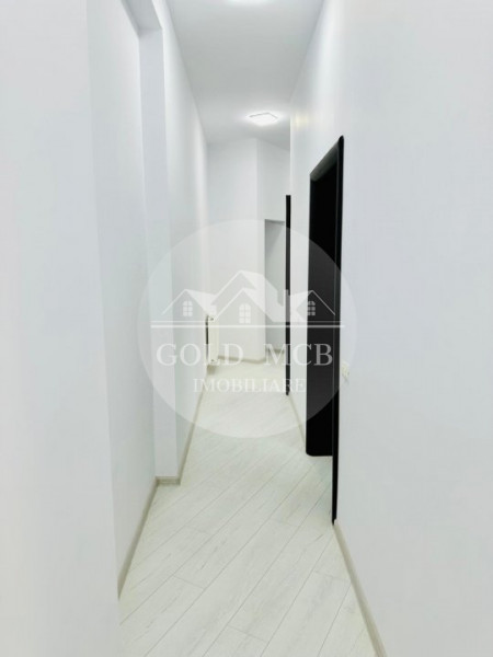 Apartament 3 camere - Mantuleasa
