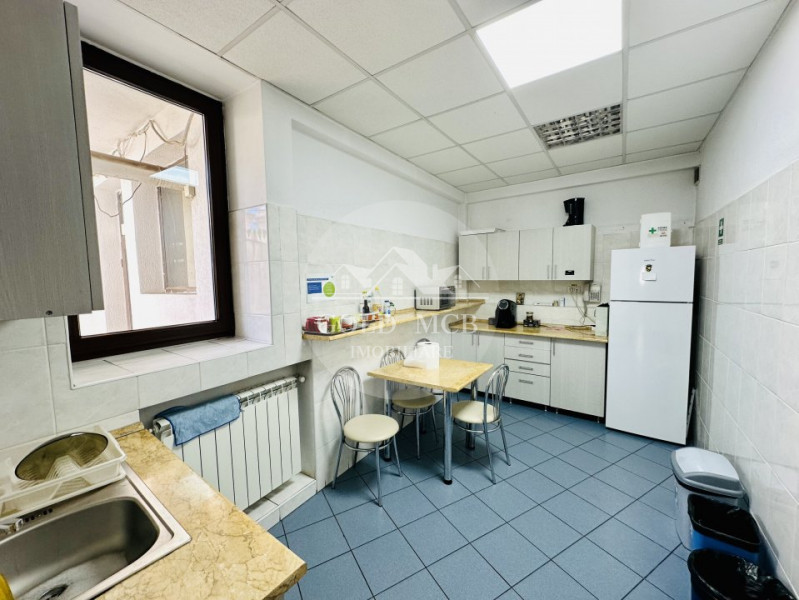 Cladire Birouri - Matei Voievod stradal