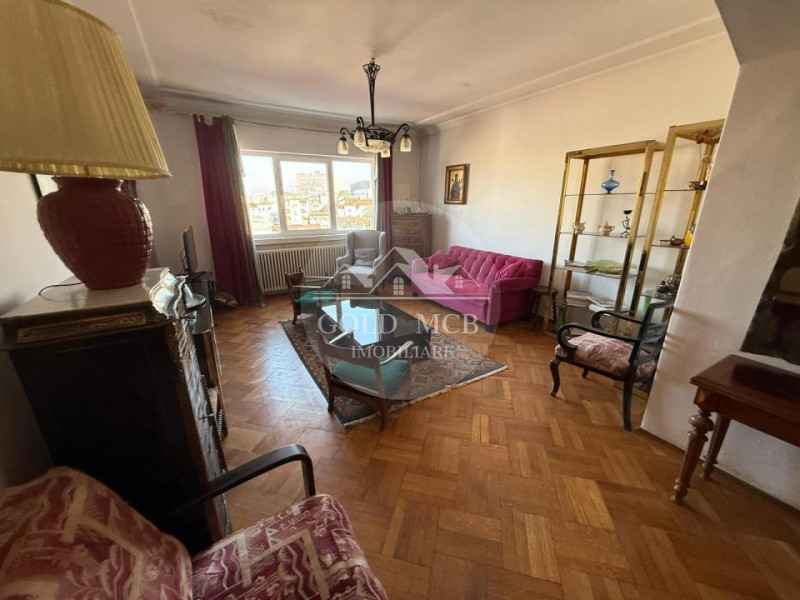 3 Camere Piata Universitatii