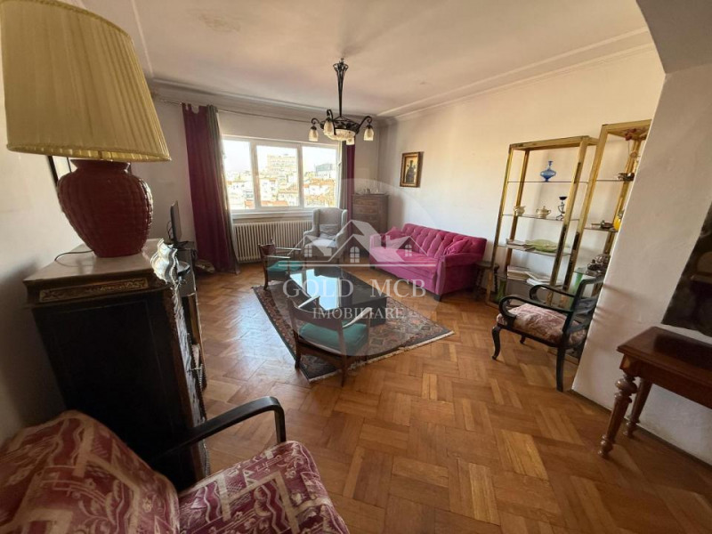 3 Camere Piata Universitatii