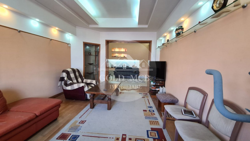 3 camere Mosilor- Armeneasca