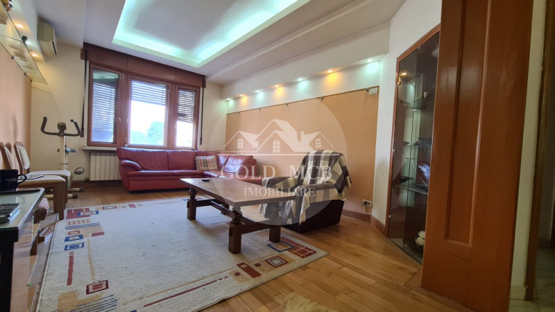 3 camere Mosilor- Armeneasca
