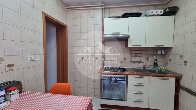 3 camere Mosilor- Armeneasca