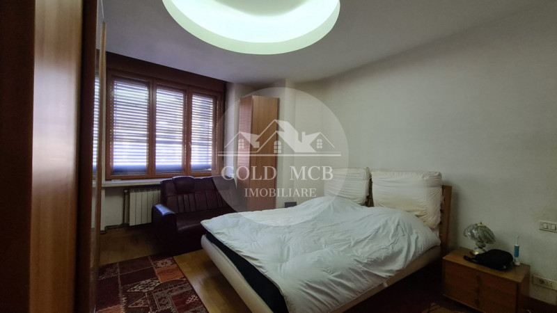 3 camere Mosilor- Armeneasca