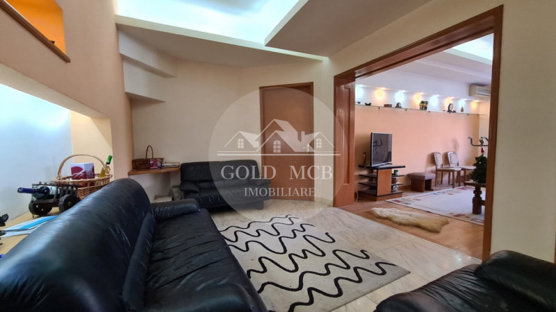3 camere Mosilor- Armeneasca
