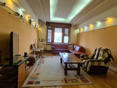 3 camere Mosilor- Armeneasca