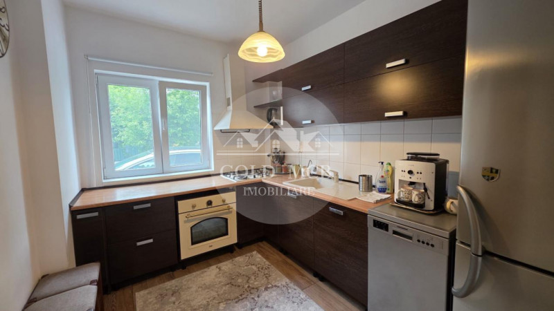 Vila Pipera 5 camere-Junior