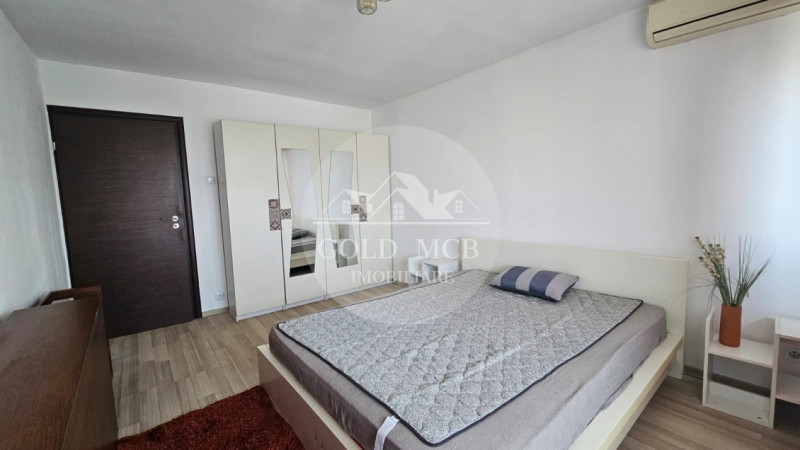 3 Camere -Bulevardul Unirii
