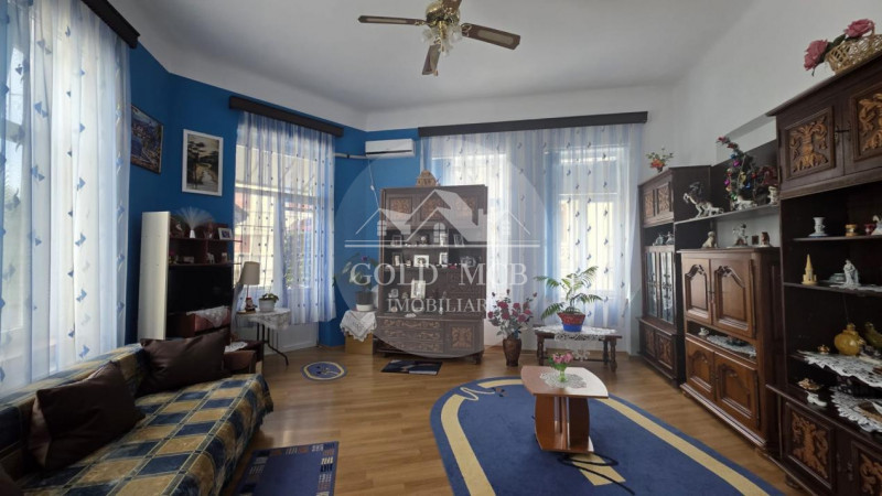 Apartament 5 camere Armeneasca