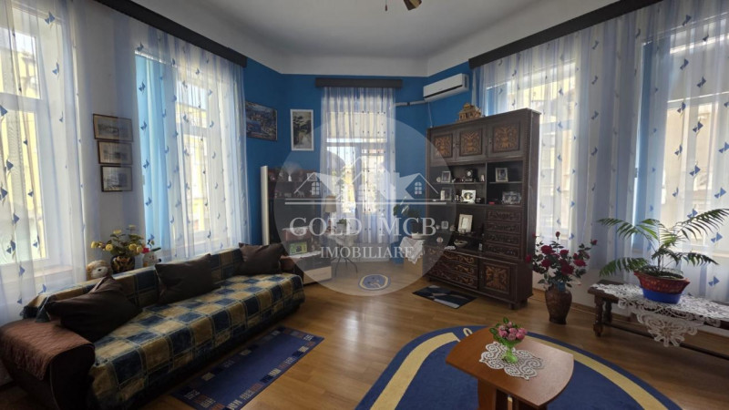 Apartament 5 camere Armeneasca