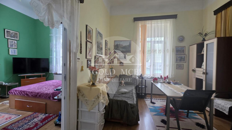 Apartament 5 camere Armeneasca