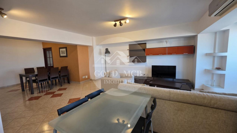 3 CAMERE UNIRII ROND PIATA ALBA IULIA