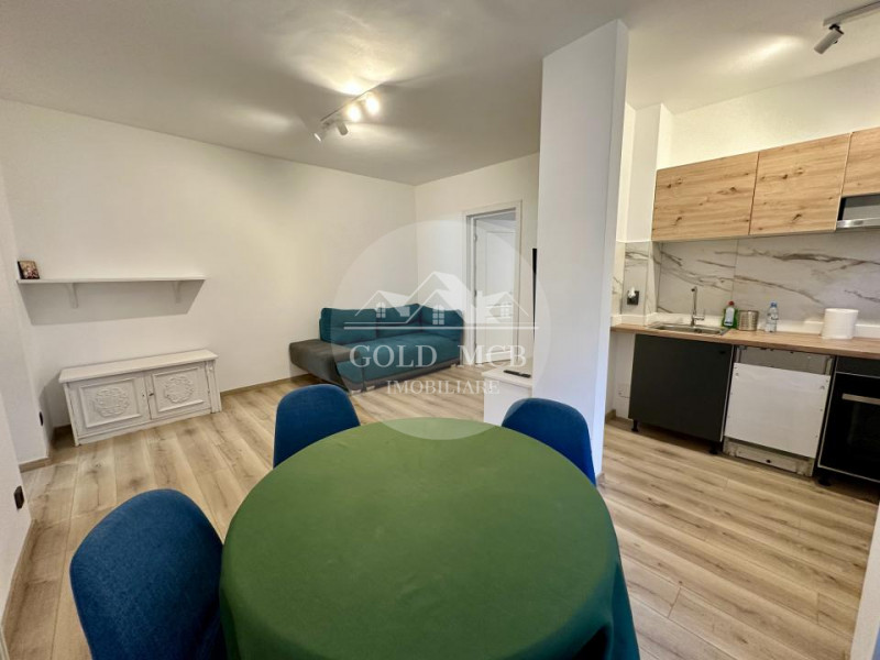 Apartament 3 camere - Aparatorii Patriei
