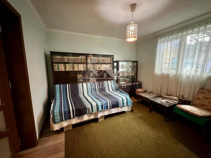 Casa cu 4 camere  - zona Colentina - Sportului