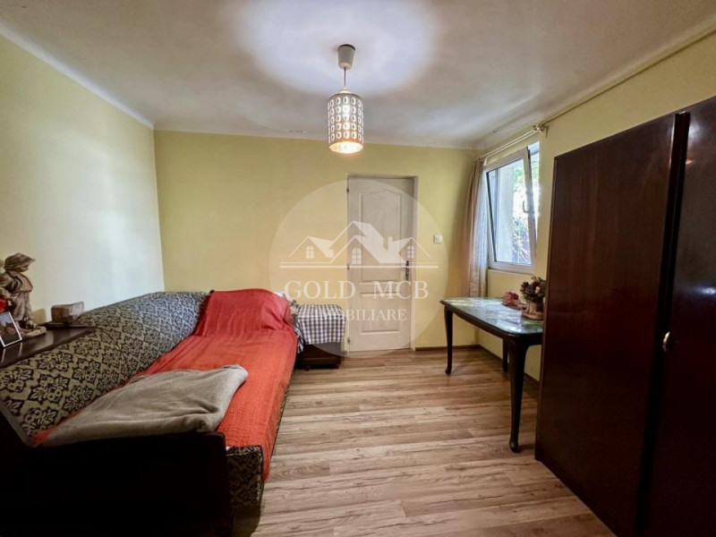 Casa cu 4 camere  - zona Colentina - Sportului