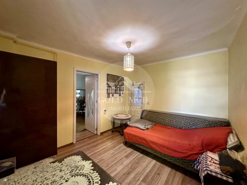 Casa cu 4 camere  - zona Colentina - Sportului