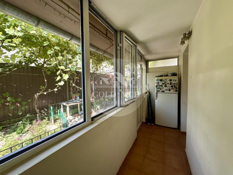 Casa cu 4 camere  - zona Colentina - Sportului