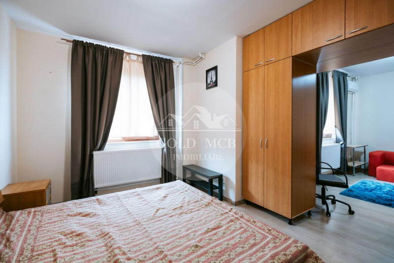 Vila P+1 cu 4 camere, gradina si loc de parcare - Otopeni (Ferme)