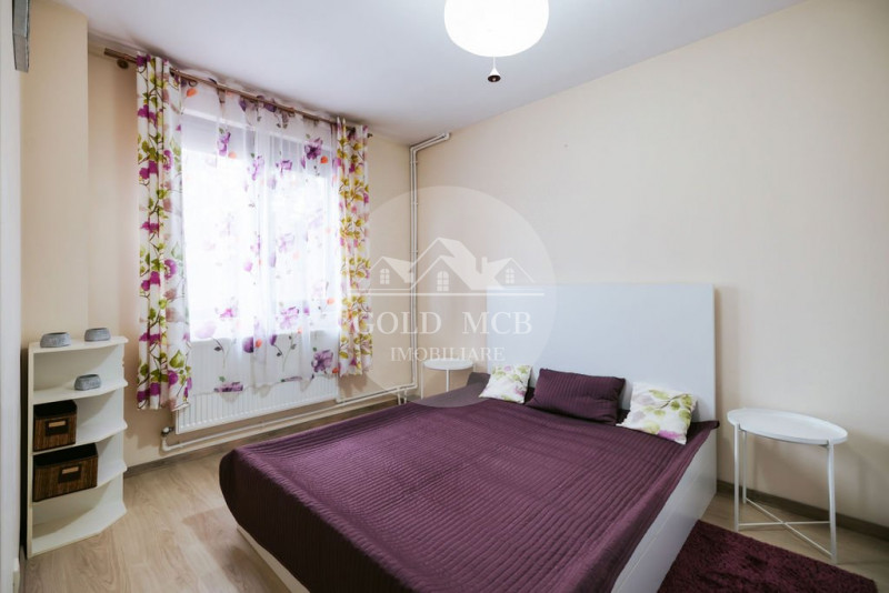 Vila P+1 cu 4 camere, gradina si loc de parcare - Otopeni (Ferme)