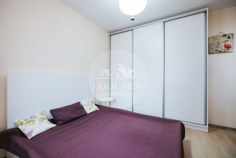 Vila P+1 cu 4 camere, gradina si loc de parcare - Otopeni (Ferme)