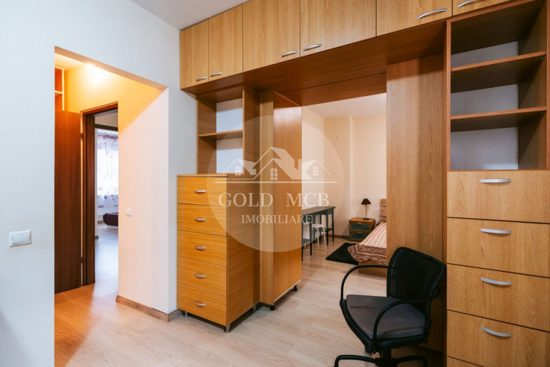 Vila P+1 cu 4 camere, gradina si loc de parcare - Otopeni (Ferme)