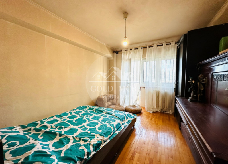 Apartament 4 camere decomandat - Sos. Pantelimon