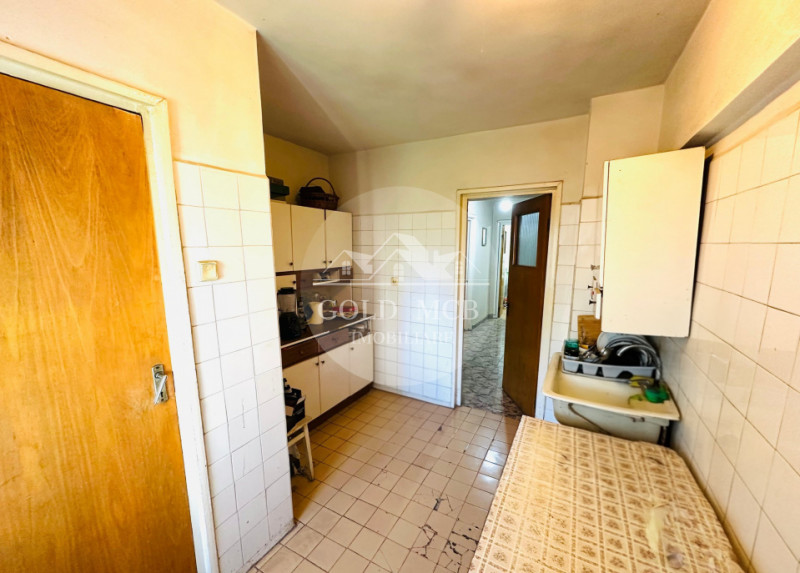 Apartament 4 camere decomandat - Sos. Pantelimon