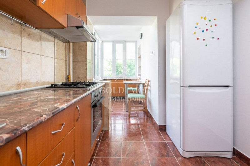 Inchiriere 2 camere Unirii, 3 min metrou, comision 0%