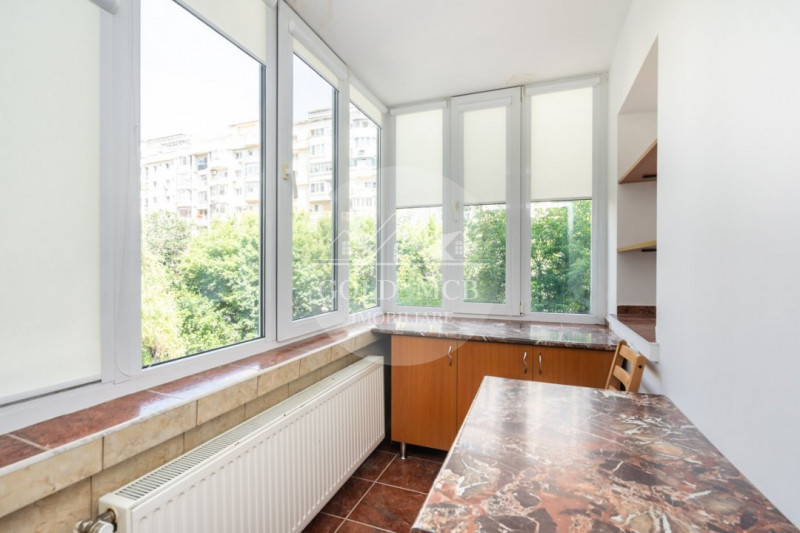 Inchiriere 2 camere Unirii, 3 min metrou, comision 0%