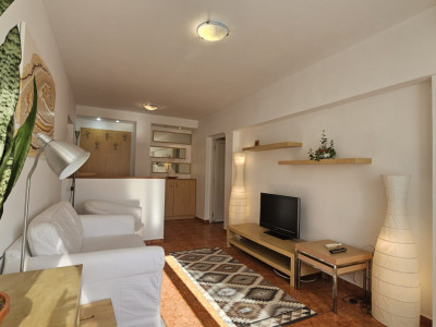 2 CAMERE CALEA DOROBANTILOR