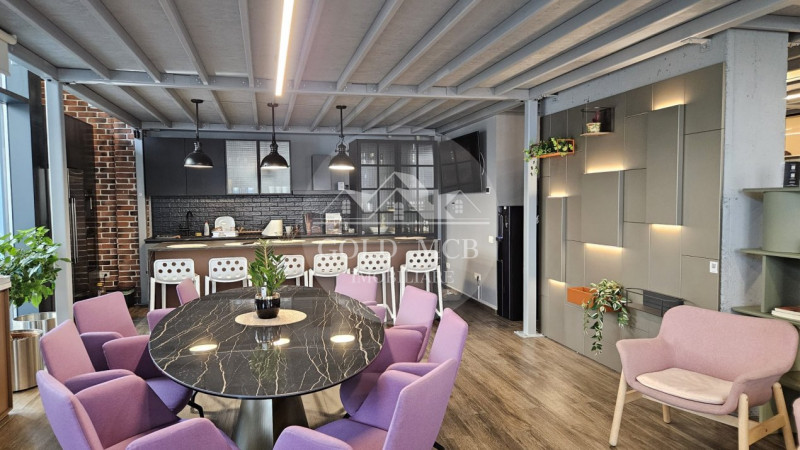 Spatiu Comercial nou-Piata 1 Mai